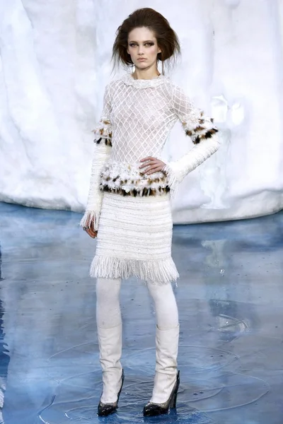 Look 66
